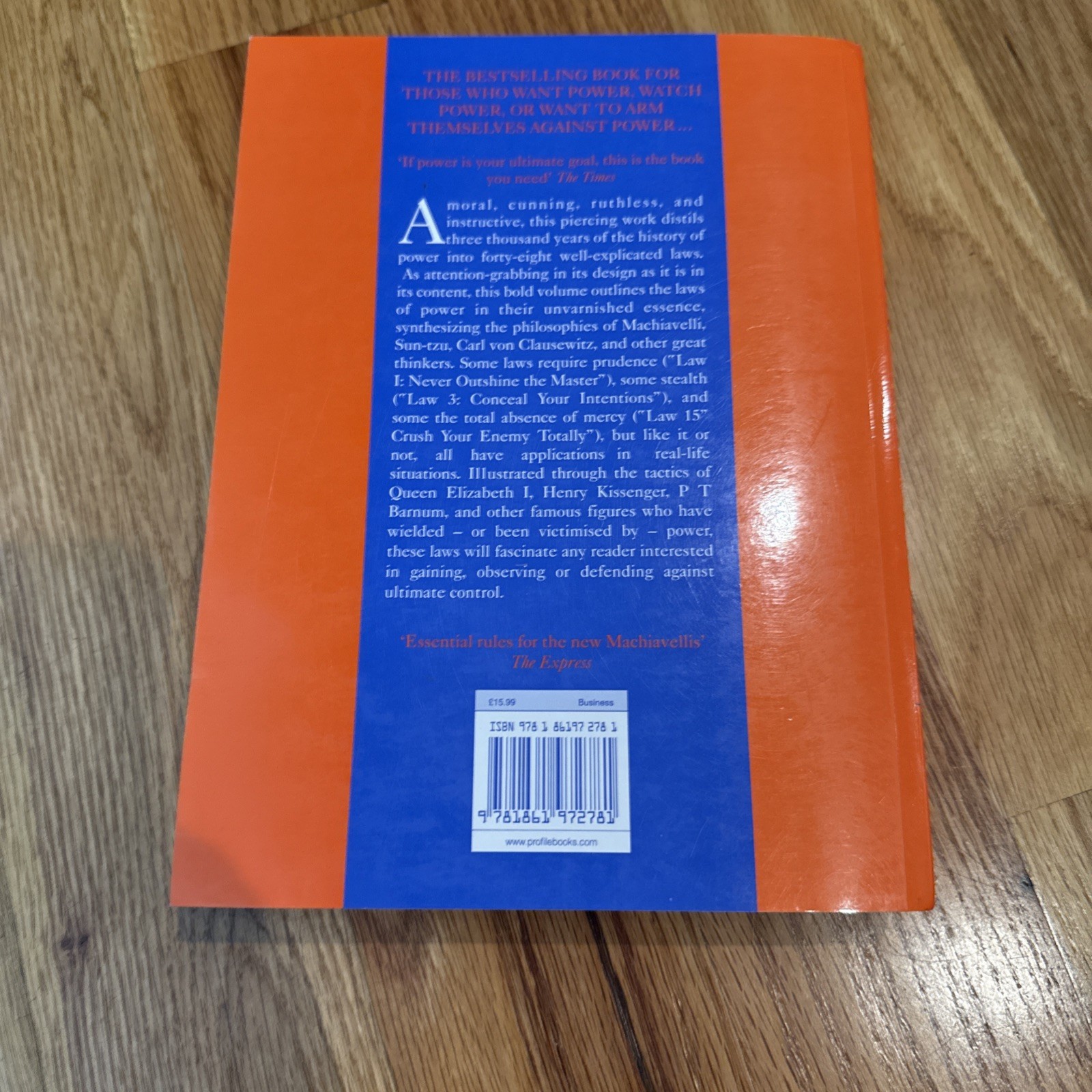 The 48 Laws of Power (The Robert Greene Collection) – Paperback