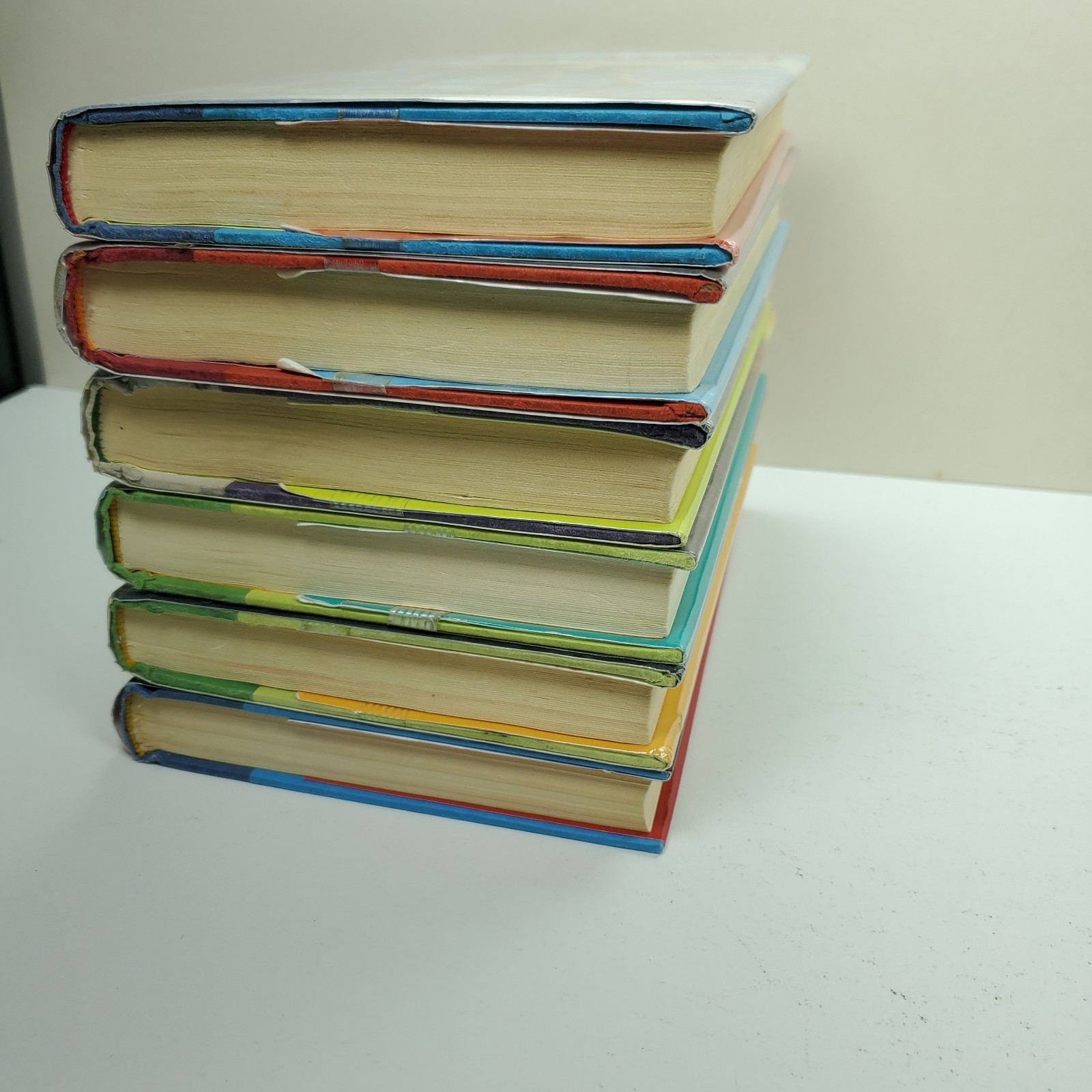 Survivors Dog By Erin Hunter 1-6 Book Set Hardcover