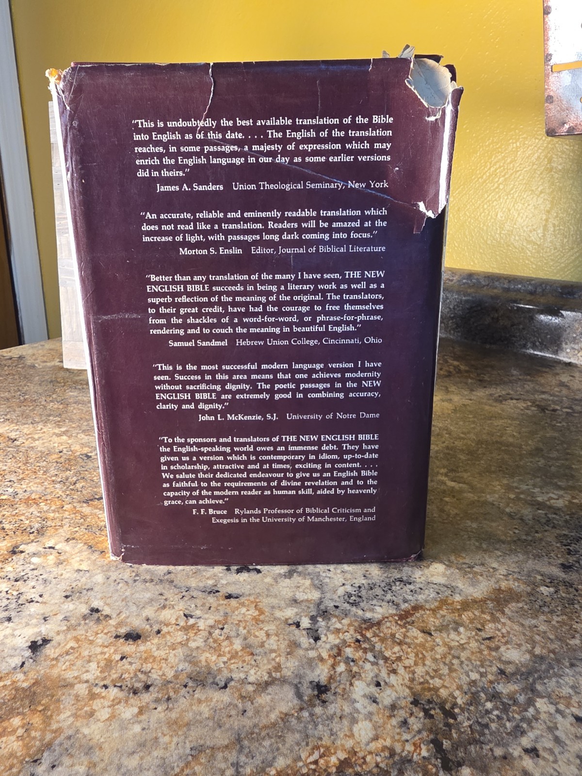 Vintage 1970 The New English Bible With Apocrypha Hardcover Book