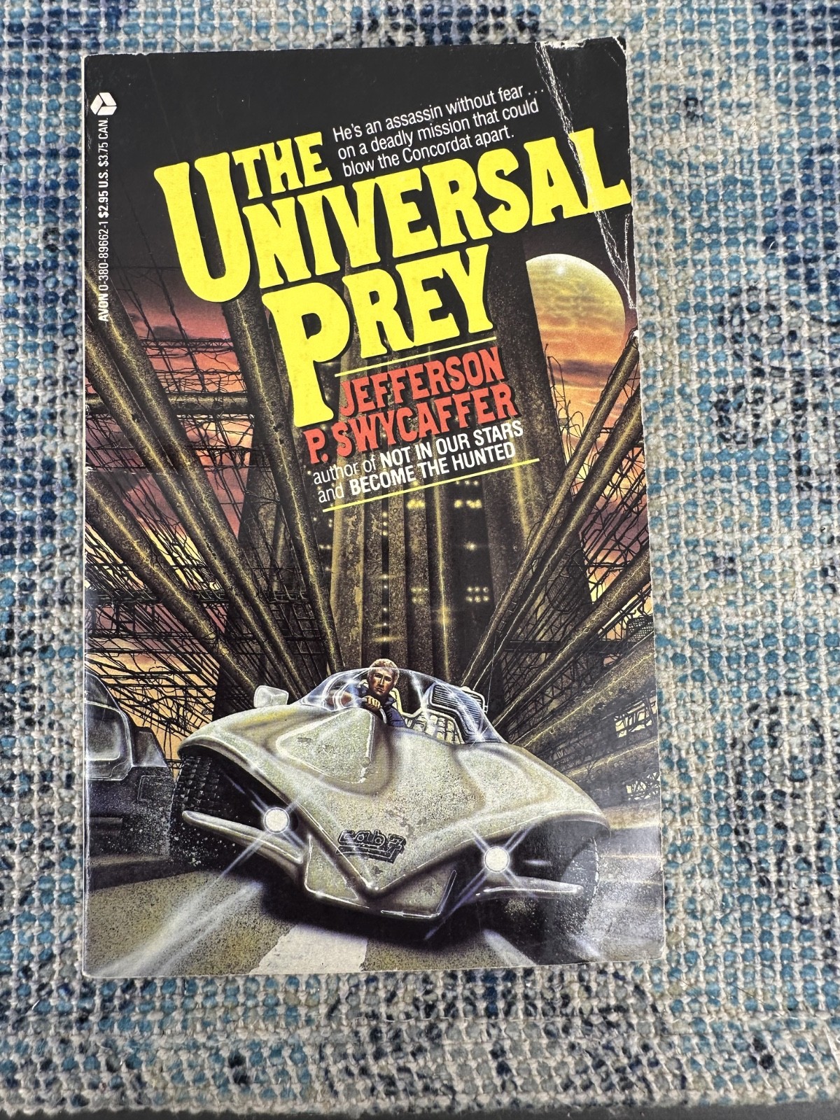 The Universal Prey Jefferson P. Swycaffer 1985 Avon 1st Print Vintage Sci-fi PB