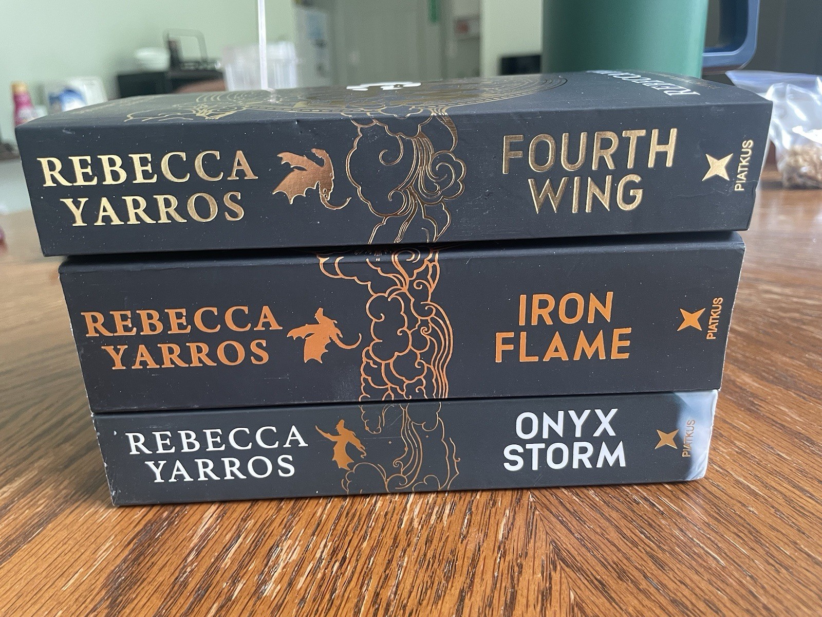Fourth Wing Rebecca Yarros Empyrean Series 3 Book Set Iron Flame Onyx Storm