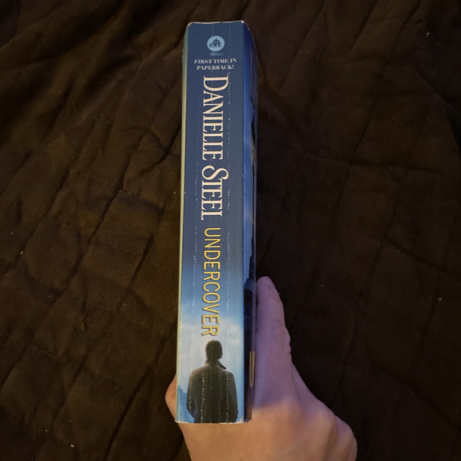 Undercover Novel Written By Danielle Steel Paperback 396 Pages