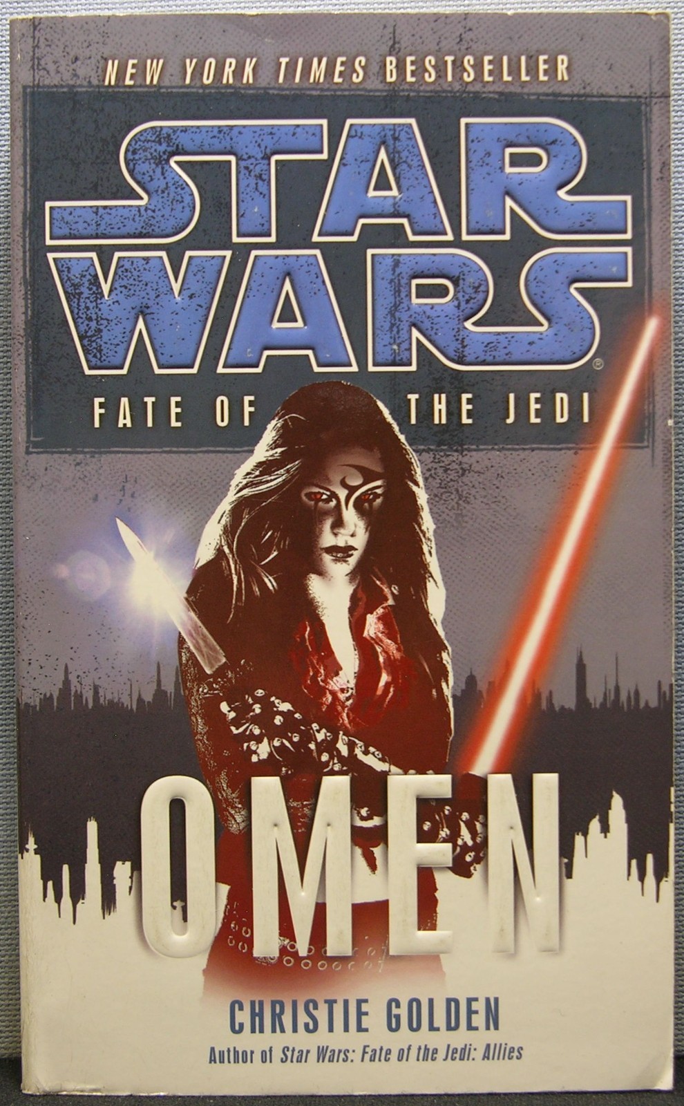Golden, Christie – Omen [Star Wars: Fate of the Jedi #2] PB 2010 Fine