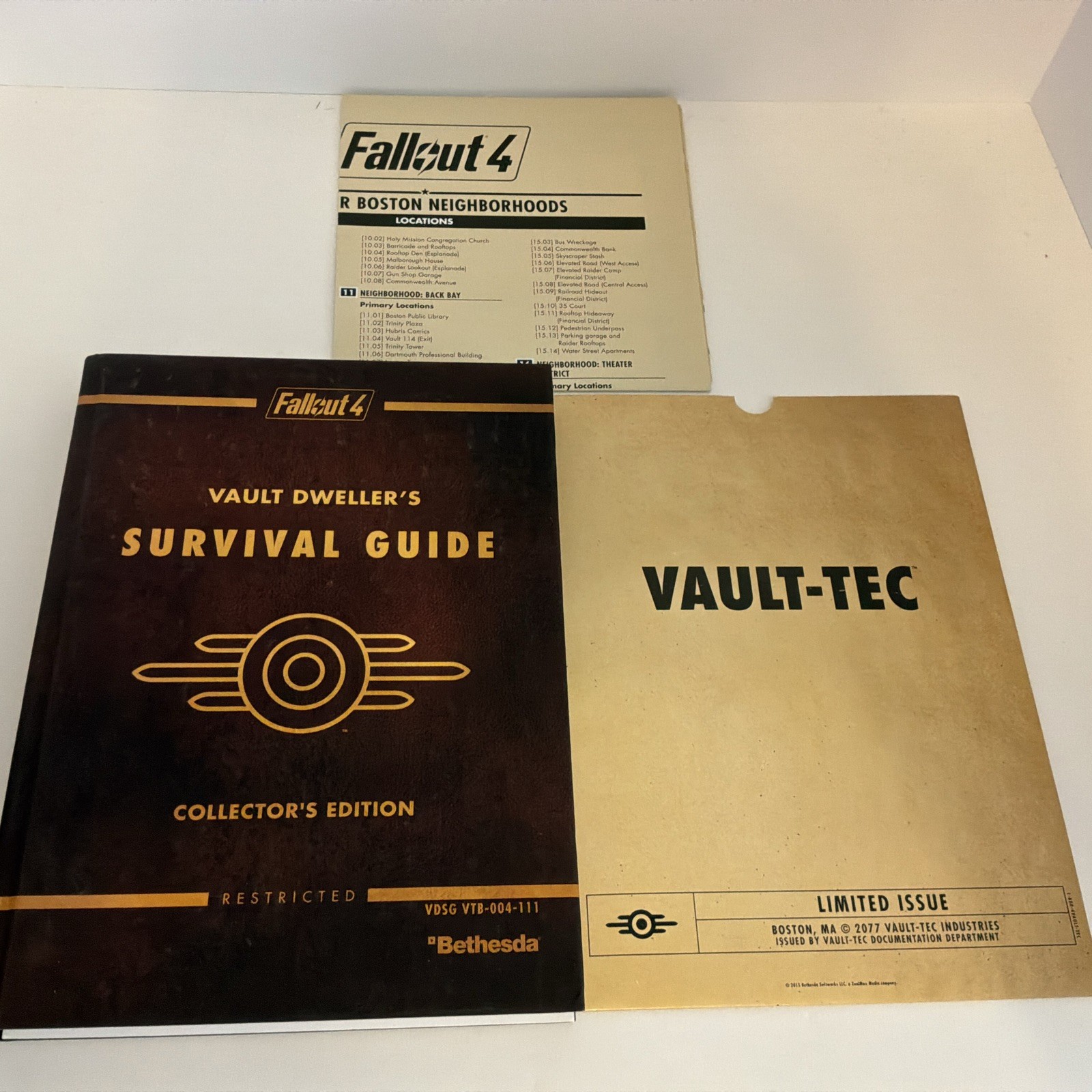 Fallout 4 Vault Dweller’s Survival Guide Collector’s Edition : Prima Official…