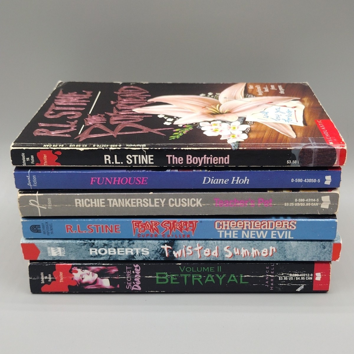 Mixed Vtg Lot of 6 YA Point Horror Paperback Books Stine Hoh Cusick Roberts