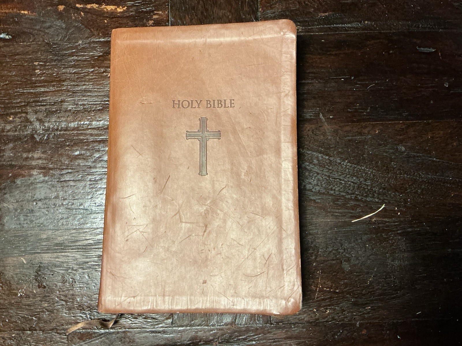 Brown Leathersoft NKJV Giant Print 16 Point