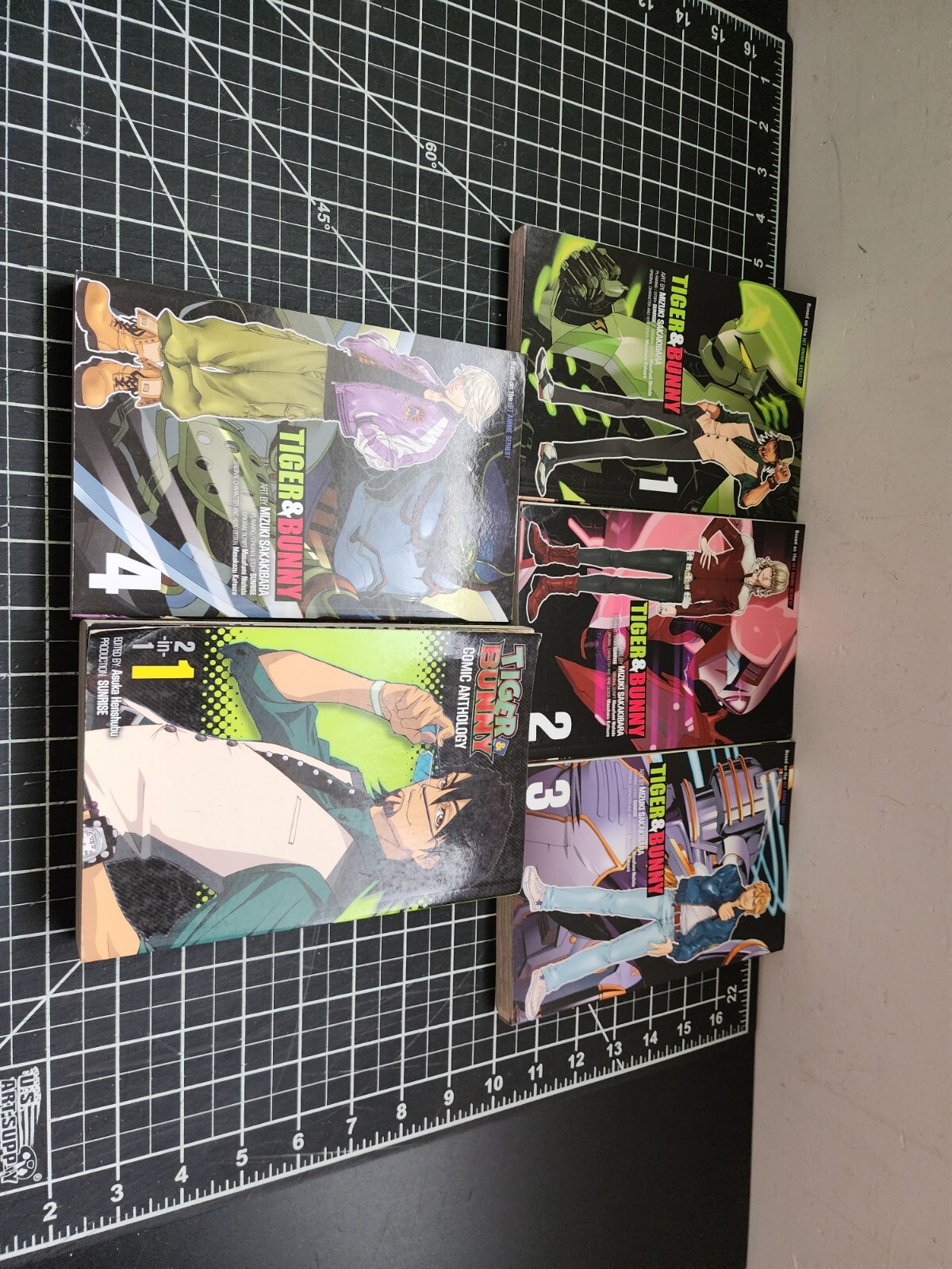 Tiger & Bunny Manga Lot Volumes 1 2 3 4 1-4 English + 2 in 1 comic anthology