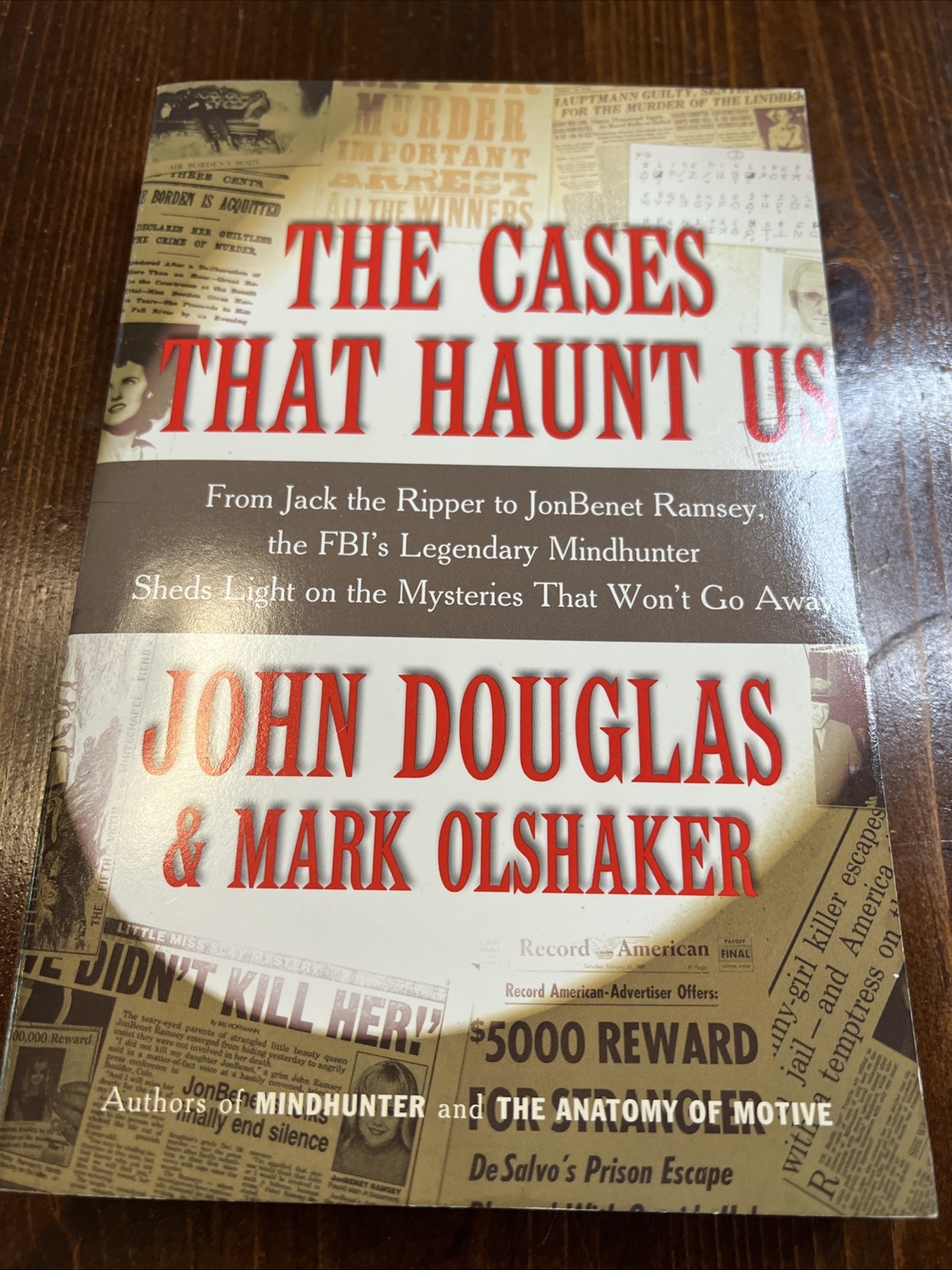 The Cases That Haunt Us by John Douglas & Mark Olshaker With Ephemera Signing