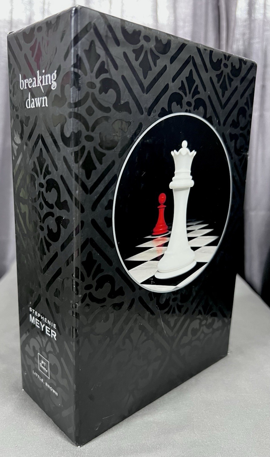 ‘Signed’ Breaking Dawn by Stephanie Meyer – 1st Printing Collector’s Edition M2