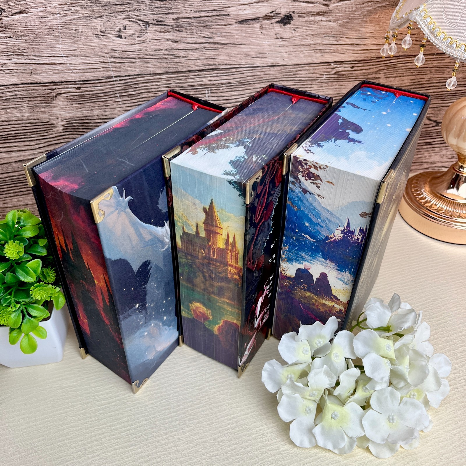 Manacled Hardcover Special Edition SenLinYu Sprayed Edges Collector Edition