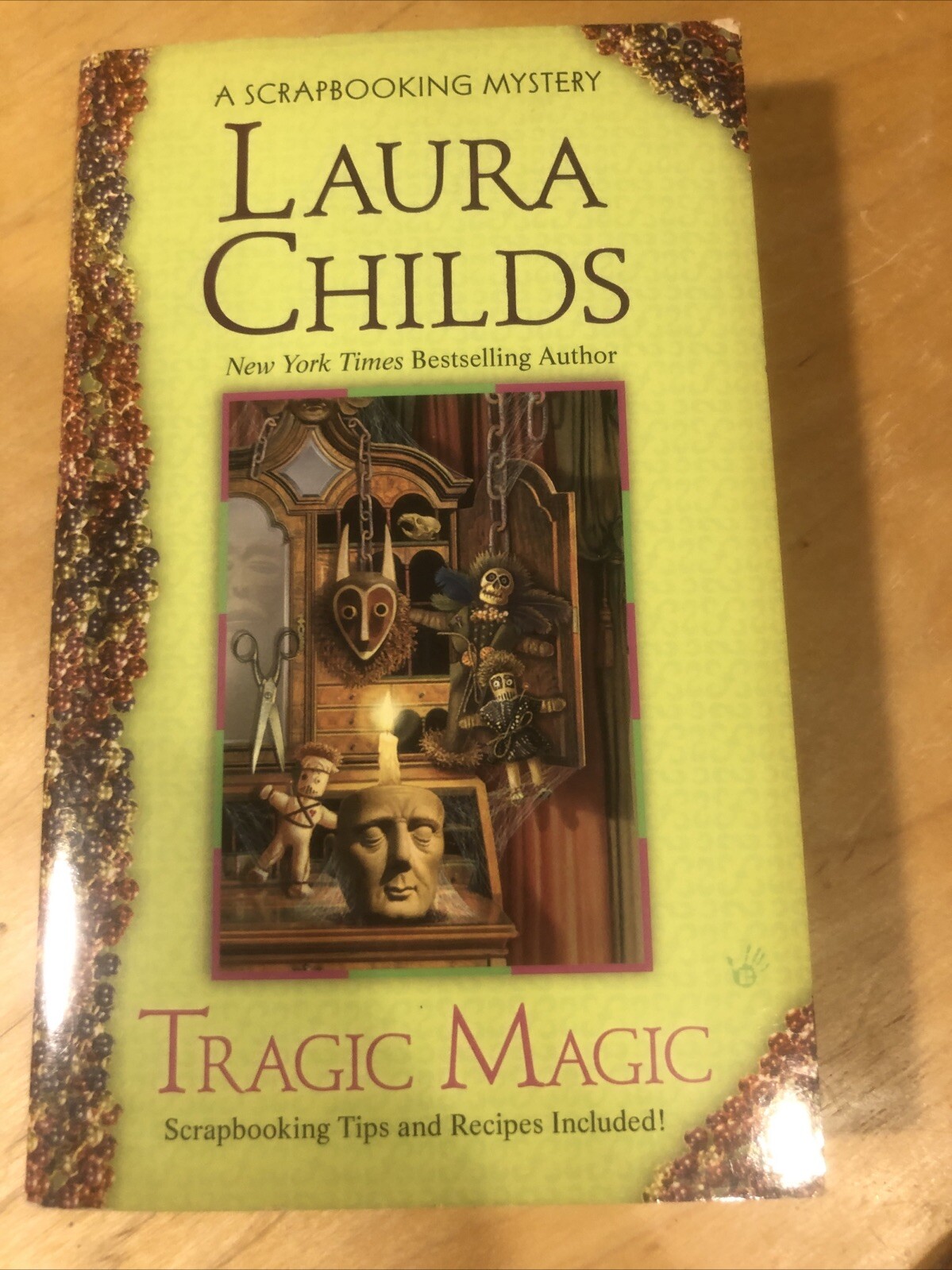 Tragic Magic by Laura Childs (2010, Uk- a Format Paperback)
