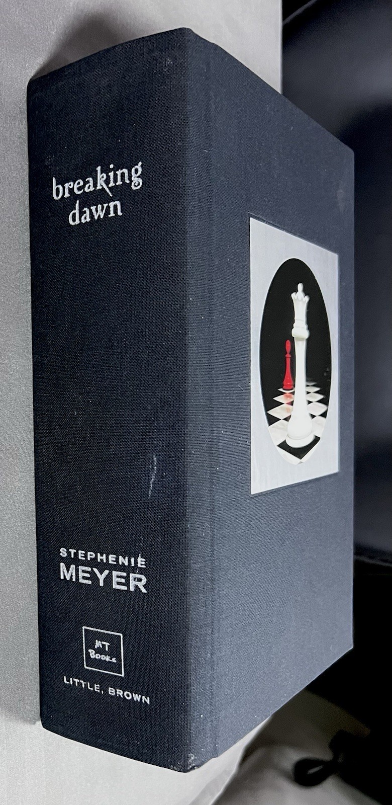 ‘Signed’ Breaking Dawn by Stephanie Meyer – 1st Printing Collector’s Edition M2
