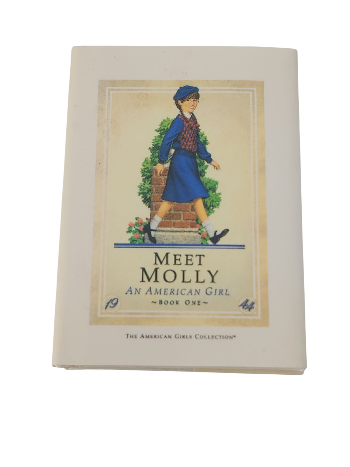 Vintage 1995 Meet Molly American Girl hardback Book One – mini version