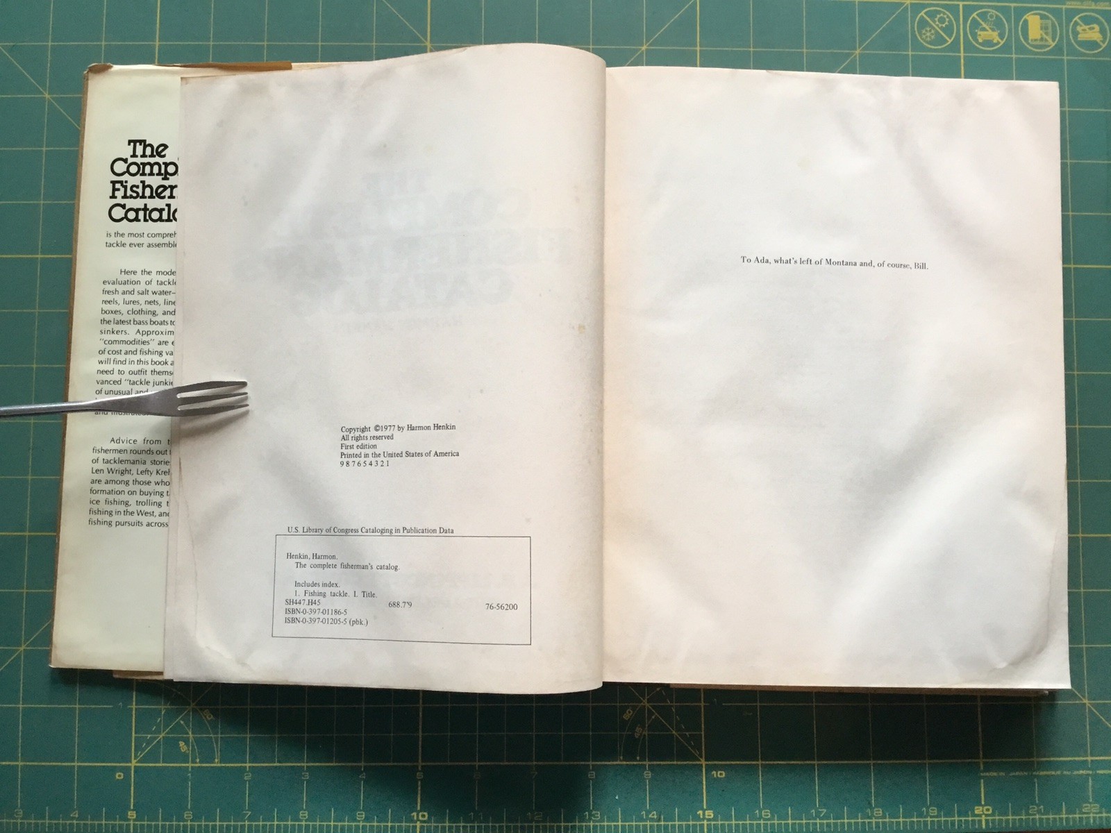 1977 The Complete Fisherman’s Catalog, 464Pages Book Many Pictures