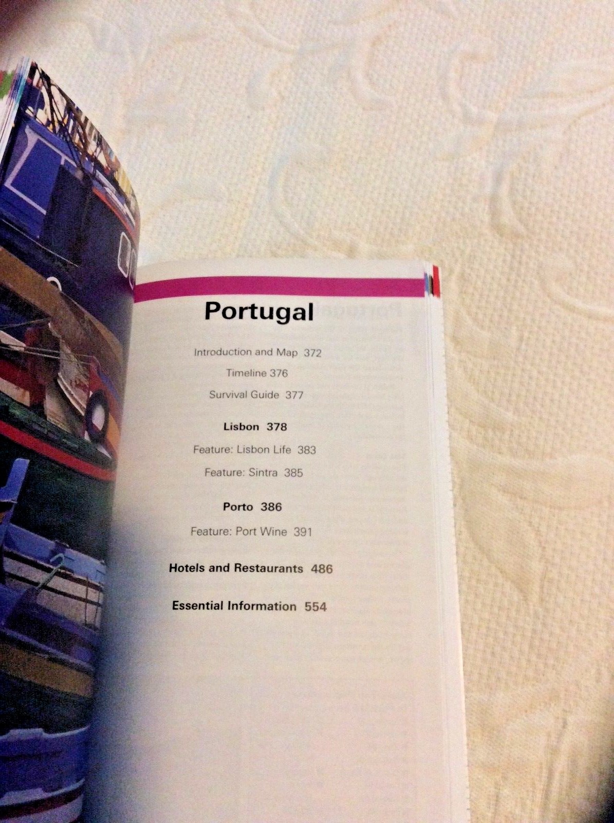 EUROPE TRAVEL BOOK 576 PAGES 19 EDITION