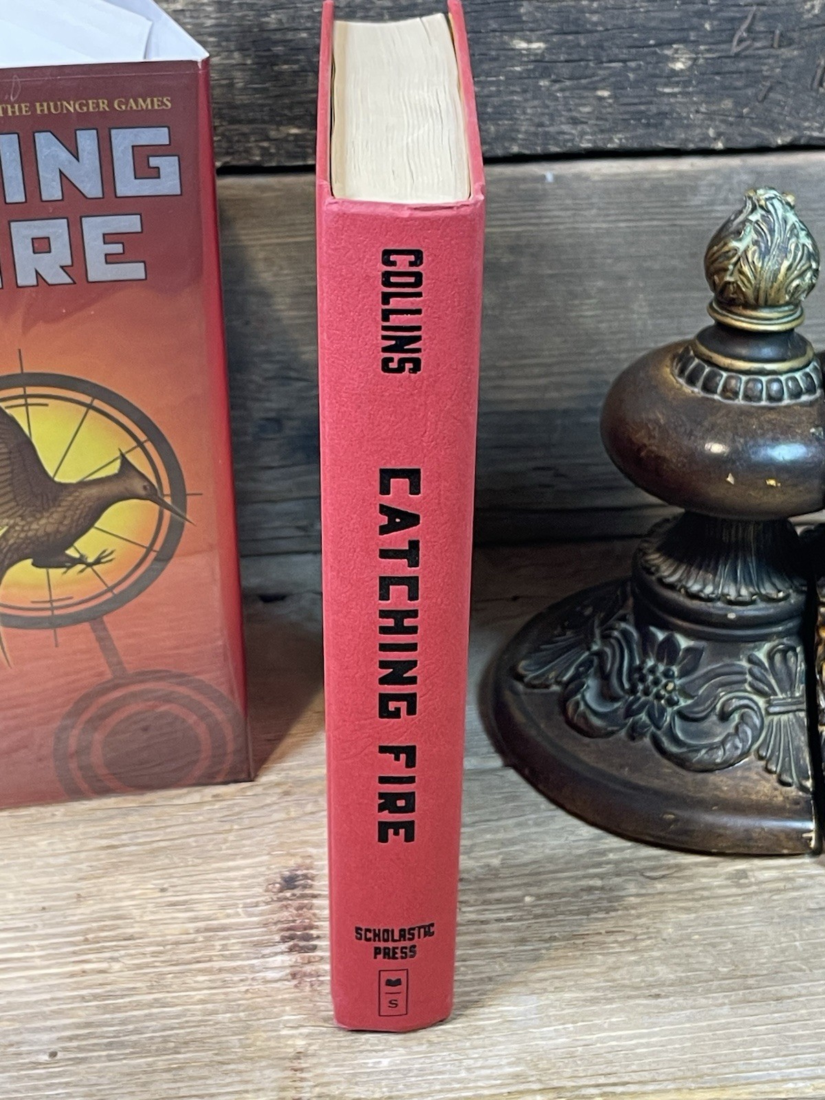 “Catching Fire” Suzanne Collins, 1st Edition First Printing 2009 HC Like New