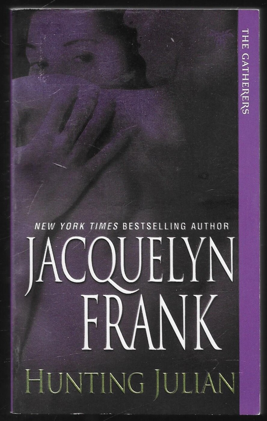 Hunting Julian by Jacquelyn Frank (2010, UK- A Format Paperback)