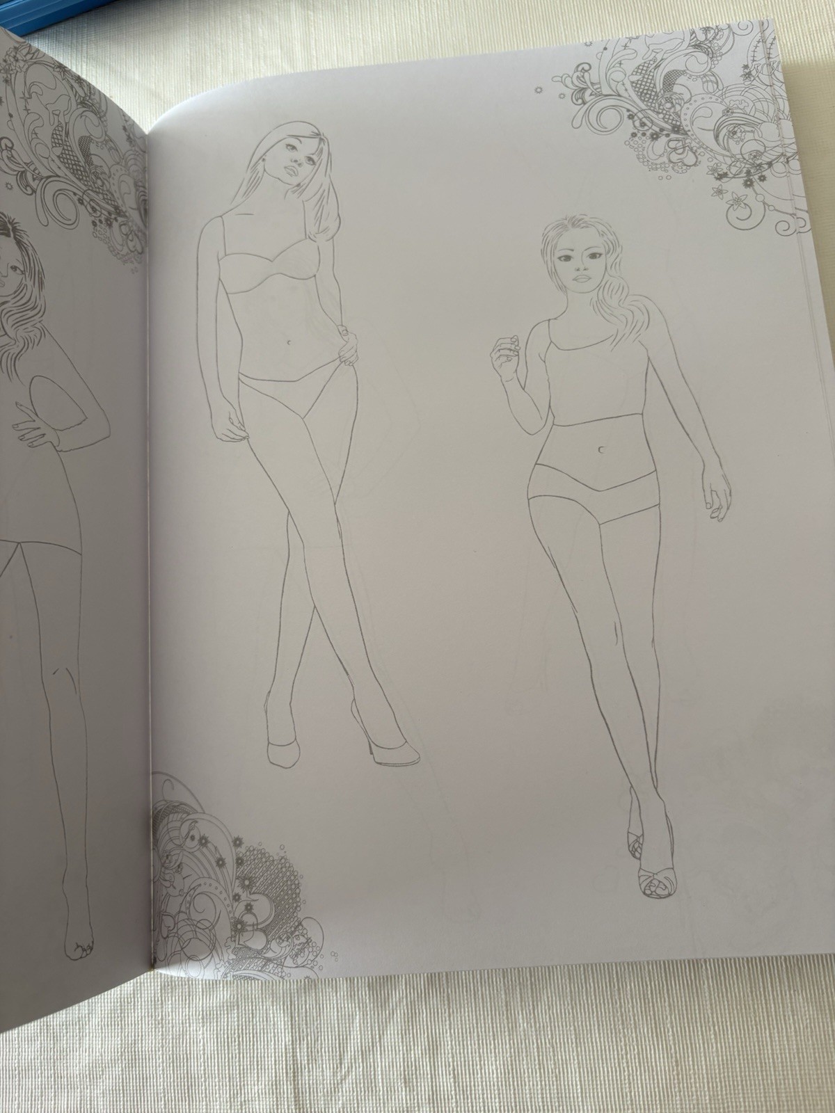 Fashion Girlz Fashion Design Sketch Book 400 Pages New